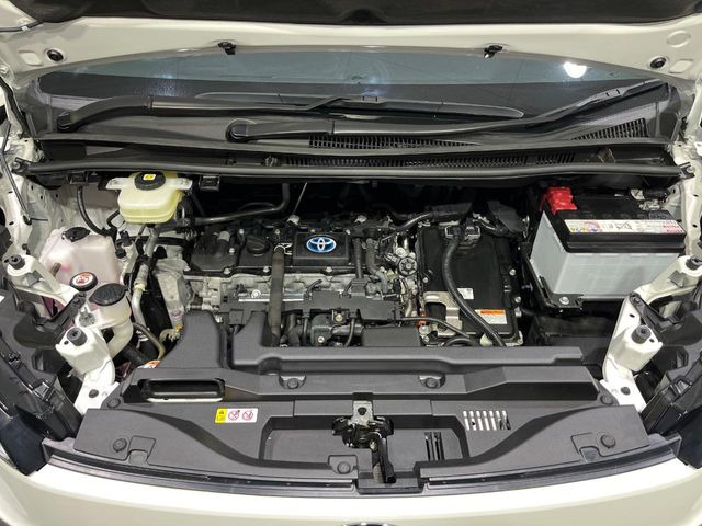 トヨタ ヴォクシー 1.8 ハイブリッド S-Z の中古車詳細 (37,790km