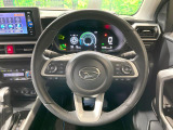 【ステアリングスイッチ】運転中、前方から目線をそらすことなく、オーディオ等の操作が可能な便利機能!安心&快適なドライブを演出してくれます♪