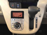 温度を設定すれば、自動で車内の温度管理をしてくれる優れものです♪ATミッションで運転楽々