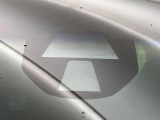 【シティブレーキアクティブシステム】低速走行中に前方の車両等を認識し、衝突しそうな時は警報とブレーキで衝突回避と被害軽減をアシスト。より安全にドライブをお楽しみいただけます。