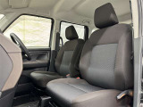 見通しのよいすっきりとした視界で、誰でも運転しやすいです。運転のしやすさは疲れにくさにも繋がりますよ♪