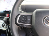 【車屋】として、長く車業界に従事した経験豊富なスタッフが多数在籍しております。