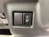 運転席にはシートヒーターもついてます!