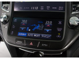 使いやすさや安全性を追求したステアリング周り!高級車ゆえにスイッチ類が多いのも特徴ですね!考え尽くされた配置ですぐに使いこなす事が出来ますのでご安心下さい!是非、体感してみて下さい!!