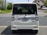 自社在庫200台以上!軽・コンパクト・ミニバン・ハイブリッドカー・セダン・商用車・トラックなど多種多様な車が勢揃いの見応えのある店です
