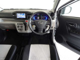 運転席からの目線になります。