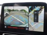 「パノラミックビューモニター」でクルマを真上から見るように周囲を確認でき、駐車の際に大活躍☆