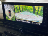 【アラウンドビューモニター】専用のカメラにより、上から見下ろしたような視点で360度クルマの周囲を確認することができます☆死角部分も確認しやすく、狭い場所での切り返しや駐車もスムーズに行えます。