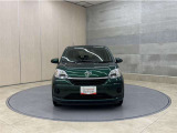 お車購入のポイントとなるフロントマスクです!シャープな目つきが印象的なデザインのヘッドランプです。