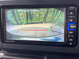 【バックカメラ】駐車時に後方がリアルタイム映像で確認できます。大型商業施設や立体駐車場での駐車時や、夜間のバック時に大活躍!運転スキルに関わらず、今や必須となった装備のひとつです!