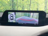 【360&deg;ビューモニター】専用のカメラにより、上から見下ろしたような視点で360度クルマの周囲を確認することができます☆死角部分も確認しやすく、狭い場所での切り返しや駐車もスムーズに行えます。