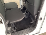 乗車人数や荷物の量、車内での過ごし方に合わせて、シートのレイアウトを変更できます。