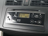 CD、AM/FMラジオ装備