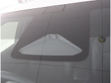 衝突被害軽減ブレーキ搭載。過信せずに運転に集中しましょう。