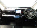 Honda車が初めての方にも扱いやすく分かりやすいインパネ周りと各種スイッチ類です。