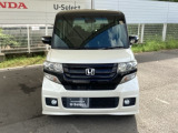 お客様に安全で快適なカーライフをお送りいただくために、中古車にも高いレベルの品質基準を設け、その基準に従って、全ての中古車について納車前整備を実施しています。