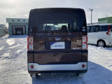 広ーい展示場には約7〜80台の在庫車を展示!豊富な在庫でお客様のお越しをお待ちしてます♪お客様に安心して頂く為、「支払総額」で価格表示しております!