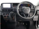見通しのよいすっきりとした視界で、誰でも運転しやすいです。運転のしやすさは疲れにくさにも繋がりますよ♪