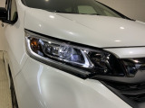 LEDヘッドライトで夜道も安心!