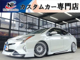 トヨタ プリウス
