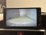 いまや必須装備「ナビゲーション」搭載!知らない場所に、スイスイッとドライブ。なんて便利な機能でしょうか?もう、これなしではハンドルを握れませんね!でも、運転中の操作は危険ですのでご注意ですね☆