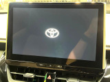【10.5インチ ディスプレイオーディオ】大画面のディスプレイはAppleCarPlayやAndroidAutoが利用可能。大きな画面でスマホナビアプリ等が利用いただけます♪