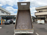 トラック・重機をお探しならトラックコンフロントにお任せください!