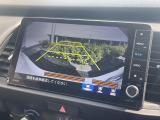 ナビゲーション付き!バックカメラ機能で駐車も安心☆
