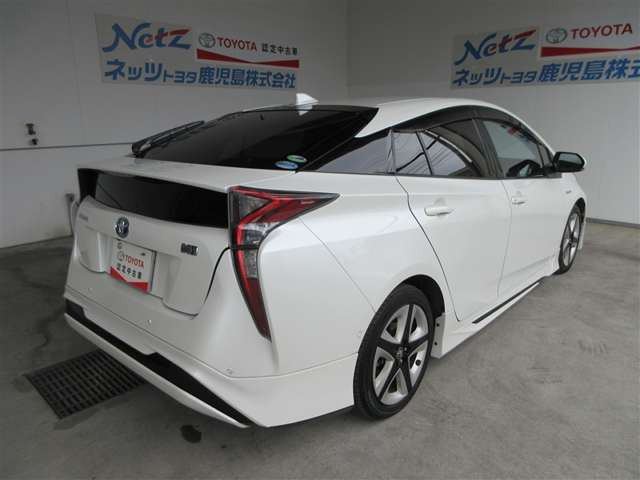 トヨタ プリウス 1.8 A ツーリングセレクション の中古車詳細 (68,000