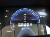 【パーキングサポートブレーキ】前後計8つのソナーが静止物を検知し、自動でブレーキをかけます。 ご発進や踏み間違い時に、しっかりとサポートしてくれます。