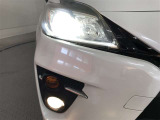 LEDヘッドライトです。デザイン性がよくとても明るいので、夜間の走行や悪天候でも安心です。しかも長寿命!