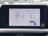 【純正ナビ】専用設計で車内の雰囲気にマッチ。ナビ利用時のマップ表示は見やすく、いつものドライブがグッと楽しくなります。