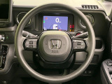 【ステアリングスイッチ】運転中、前方から目線をそらすことなく、オーディオ等の操作が可能な便利機能!安心&快適なドライブを演出してくれます♪