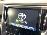 【純正10型ナビ】人気の純正ナビを装備。オーディオ機能も充実しており、Bluetooth接続すればお持ちのスマホやMP3プレイヤーの音楽を再生可能!毎日の運転がさらに楽しくなります!!