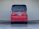 現車を確認できる方へ販売いたします。当社サービススタッフにて純正部品を使い点検整備を実施し、その後、ご納車させていただきますのでご安心してご利用いただけます。