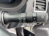 【オートライト】は、付け忘れや消し忘れを防ぐことができます。高速道路などのトンネルなどにも役立ちます♪