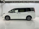 色は人気のホワイトパールクリスタルシャインです。