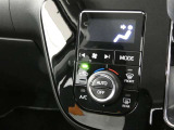 オートエアコン装備です。オートで空調を行ってくれるので車内は、とっても快適!だからドライブもさらに楽しい!