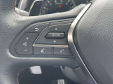 手元のスイッチでオーディオ操作出来ます☆視線をずらさなくて良いので安全運転にも一役かっていますね♪