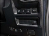 電動のスライドドアで楽々スムース!運転席からも開閉の操作もできます♪キーのスイッチひとつで自動開閉できる便利な機能もついてます♪