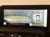 いまや必須装備「ナビゲーション」搭載!知らない場所にスイスイッとドライブ。もう、これなしではハンドルを握れませんね!でも運転中の操作は危険ですのでご注意ですね☆