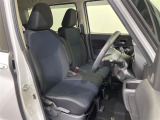 【4人乗り】ゆったりとした座り心地と、車内を広々と使える快適性に長けているので、快適な時間をお過ごしいただけます!