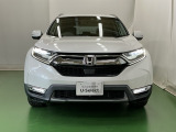 LEDヘッドライトを装備しています。LEDヘッドライトはとても明るく、雨の日や夜間走行も安全・安心です。オートライトコントロール付きで周囲の明るさに応じて自動で点灯・消灯します