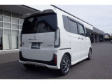 お買い上げ頂きましたお車は、ご納車前に定期点検を実施致します。さまざまな基準で、お車本体や設備などHONDAディーラー専門スタッフが点検、整備まで行うのでご安心下さい。