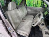 運転席シート廻りは使用感も少なく、良好な状態となっています。丁寧に使われていたことがよくわかりますね。