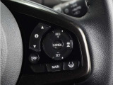 【ホンダセンシング】衝突を予測してブレーキをかけたり、前のクルマにちょうどいい距離でついていったりできる多彩な安心・快適機能を搭載した先進の安全運転支援システム。