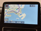いまや必須装備「ナビゲーション」搭載!知らない場所に、スイスイッとドライブ。なんて便利な機能でしょうか?もう、これなしではハンドルを握れませんね!でも、運転中の操作は危険ですのでご注意ですね♪