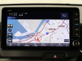 【純正9インチナビ】使いやすいナビ操作にオーディオ機能も充実!Bluetooth接続で運転中のハンズフリー電話や好みの音楽を車内に流す事が出来ます。ラインナップや車種に応じて豊富な機能が使用可能♪