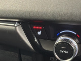 シートヒーターが付いています!寒い日に便利な装備ですね。