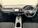 いつでも気持ちよく運転できて、使い勝手のいい収納や体をケアするシート、細部にまでこだわったインテリア♪